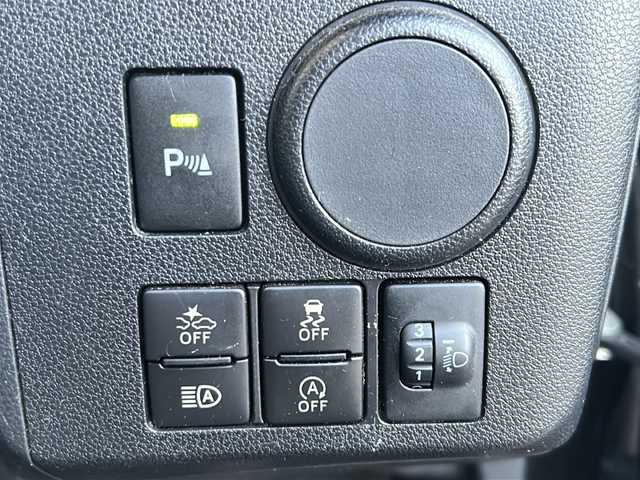 ダイハツ ミラ イース L SAⅢ 山形県 2018(平30)年 5.9万km ブラックマイカメタリック 4WD/衝突軽減システム/スマートアシスト/横滑り防止装置/オートマチックハイビーム/前後コーナーセンサー/社外ナビ/（Bluetooth/AM/FM/ワンセグ）/アイドリングストップ/純正フロアマット/スチールホイール車載４本