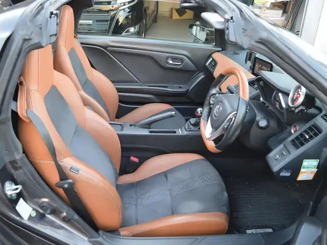 ホンダ Ｓ６６０ α 特別仕様車ブルーノレザーED 栃木県 2017(平29)年 7.9万km ベルベットマルーンメタリック ディーラー点検記録簿/[H30.R1.2.4.6]/安全装備/[VSA/ABS/TRC/リアカメラシステム/クルーズコントロール]/純正オーディオ/[AM/FM/BT/HDMI/USB]/オートライト/2眼LEDヘッドライト/BLITZ製　FLD　METER/BLITZ製　車高調/ロールトップ/リアウィング/ドライブレコーダー[前]/ETC/プッシュスタート/純正マット/wedsSport 16インチアルミホイール/GReddy製　マフラー×2/スマートスペアキー×1/取扱説明書/保証書