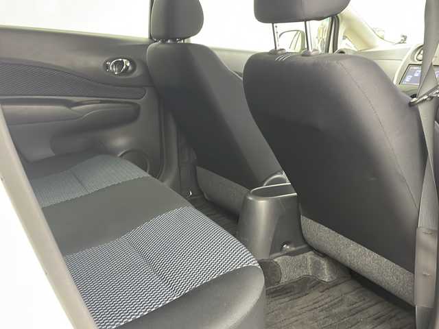 日産 ノート X 栃木県 2013(平25)年 10.9万km ブリリアントホワイトパール 純正ナビ/CD/AM/FM/TV/AUX/ETC/スマートキー/プッシュスタート/ワンオーナー/パワーウィンドウ