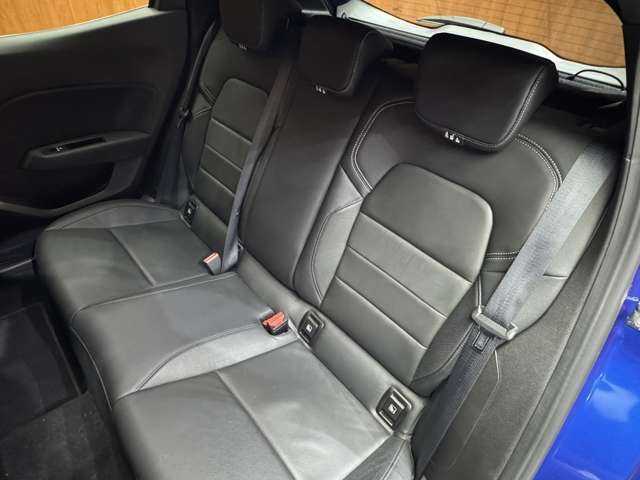 ルノー ルノー ルーテシア インテンス テックパック 千葉県 2021(令3)年 4.9万km 青Ｍ ACC　/黒革　/TV　　/360°　/BOSEサウンド　/CarPlay　/Bluetooth接続　/シートヒーター　/ステアリングヒーター　/LEDライト　/オートハイビーム　/衝突軽減B　/BSM　/LKA　/パーキングセンサー　/ETC　/ドラレコ