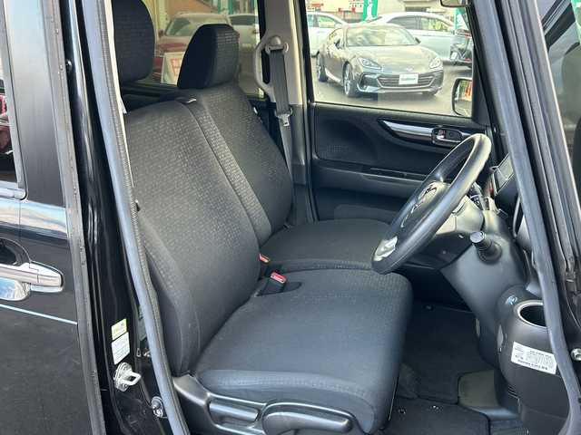 ホンダ Ｎ ＢＯＸ カスタム SSブラックSパッケージ 鹿児島県 2017(平29)年 9.5万km クリスタルブラックパール フルセグＴＶ/ＥＴＣ/ナビ/Ｂｌｕｅｔｏｏｔｈ接続/バックカメラ/プッシュスタート/スマートキー/ドライブレコーダー/シートヒーター/純正フロアマット/両側パワースライドドア/純正アルミホイール/横滑り防止装置/オートライト/LEDライト