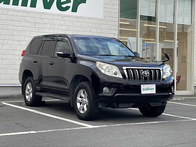 トヨタ ランドクルーザー プラド TX 静岡県 2012(平24)年 15.1万km ブラック ワンオーナー/純正ナビ（NHZD-W62G）/CD/DVD再生可能/Bluetooth/バックカメラ/純正アルミホイール１７インチ/スマートキー/プッシュスタート/リヤスポイラー/スマートキー/スペアキー有/保証書/取扱説明書