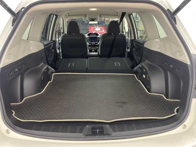 スバル フォレスター ハイブリッド アドバンス 兵庫県 2019(平31)年 3.6万km クリスタルホワイトP ・４WD/・純正8インチナビ/・Bluetooth/CD/DVD/SD/USB/Apple car /play/Android Auto/TV/・バックカメラ/・ビルトインETC/・デジタルインナーミラー/・前席パワーシート/・前席シートヒーター/・電動リアゲート/・ドライブレコーダー/・ハーフレザー/・パドルシフト/・MTモード付AT/・ステアリングヒーター/・ステアリング連動ヘッドランプ/・LEDヘッドライト/・オートライト/・横滑り防止装置/・衝突軽減ブレーキ/・先行車発進お知らせ/・レーダークルーズコントロール/・レーンキープアシスト/・コーナーセンサー/・後退速度リミッター/・ブラインドスポットモニター