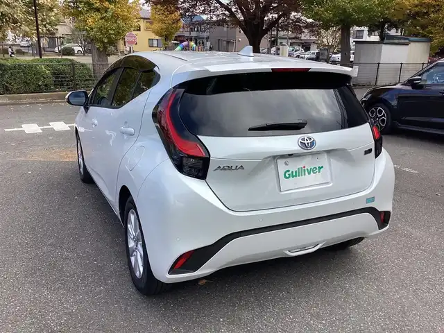 トヨタ アクア Z 神奈川県 2023(令5)年 1.2万km プラチナホワイトパールマイカ ワンオーナー/Toyota Safety Sense/・プリクラッシュセーフティ/・レーントレーシングアシスト/・オートマチックハイビーム/・レーダークルーズコントロール/・ブラインドスポットモニター/・クリアランスソナー/パノラミックビューモニター/プッシュスタート/純正10.5インチナビ/フルセグTV/ETC/100V電源/LEDヘッドライト/ドアバイザー/16インチ純正アルミホイール/スマートキー