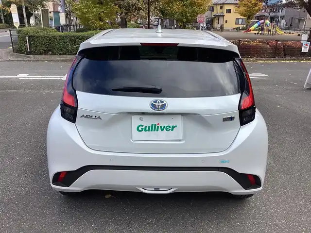 トヨタ アクア Z 神奈川県 2023(令5)年 1.2万km プラチナホワイトパールマイカ ワンオーナー/Toyota Safety Sense/・プリクラッシュセーフティ/・レーントレーシングアシスト/・オートマチックハイビーム/・レーダークルーズコントロール/・ブラインドスポットモニター/・クリアランスソナー/パノラミックビューモニター/プッシュスタート/純正10.5インチナビ/フルセグTV/ETC/100V電源/LEDヘッドライト/ドアバイザー/16インチ純正アルミホイール/スマートキー
