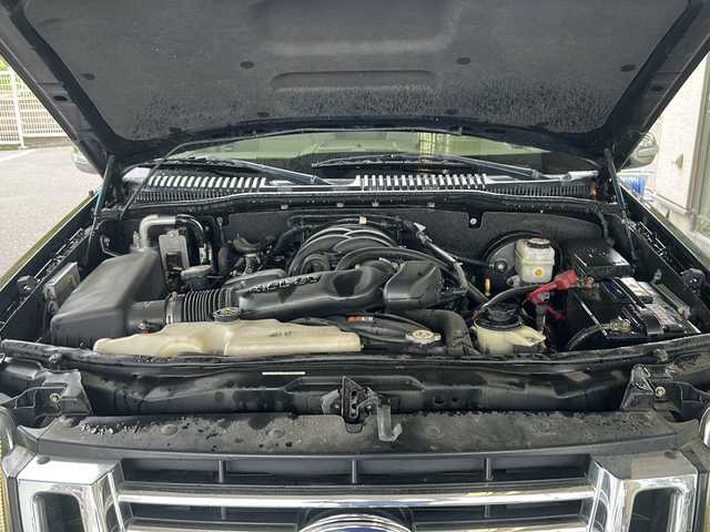 フォード エクスプローラー V8 エディバウアー 福島県 2009(平21)年 14.3万km 黒 登録時走行距離：142337km/４WD/社外SDナビ/ (フルセグTV/BT/CD/DVD/AM/FM)/バックカメラ/サンルーフ/レザーシート/パワーシート/ (D席)/シートヒーター/ (D席/N席)/ETC/ステアリングスイッチ/純正フロアマット/電動格納ミラー/ウィンカーミラー/ハロゲンヘッドライト/フォグランプ/ルーフレール/ロックケリーAW/オープンカントリータイヤ/横滑り防止装置/スペアキー×１/取扱説明書