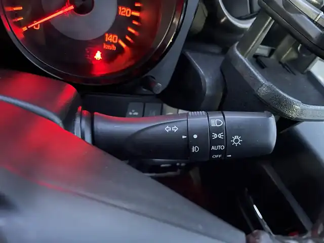 スズキ ジムニー XC 愛知県 2020(令2)年 2.9万km ブルーイッシュブラックパール3 パートタイム4WD車/・カロッツェリアHDDナビ/・フルセグテレビ/・CD/DVD再生機能/・ミュージックサーバー（HDD録音機能）/・Bluetooth接続/・ETC/・コムテック３６０度全方位ドライブレコーダー/・本革調シートカバー/・シートヒーター（運転席・助手席）/・純正16インチアルミホイール/・背面タイヤ/・純正LEDヘッドライト/・オートマチックハイビーム/・衝突軽減ブレーキ/・レーンキープアシスト/・スマートキー/・プッシュスタート/・オートエアコン/・クルーズコントロール