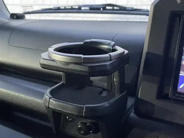 スズキ ジムニー XC 愛知県 2020(令2)年 2.9万km ブルーイッシュブラックパール3 パートタイム4WD車/・カロッツェリアHDDナビ/・フルセグテレビ/・CD/DVD再生機能/・ミュージックサーバー（HDD録音機能）/・Bluetooth接続/・ETC/・コムテック３６０度全方位ドライブレコーダー/・本革調シートカバー/・シートヒーター（運転席・助手席）/・純正16インチアルミホイール/・背面タイヤ/・純正LEDヘッドライト/・オートマチックハイビーム/・衝突軽減ブレーキ/・レーンキープアシスト/・スマートキー/・プッシュスタート/・オートエアコン/・クルーズコントロール