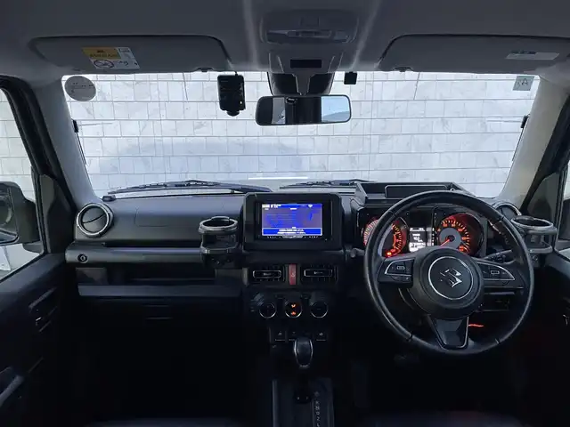 スズキ ジムニー XC 愛知県 2020(令2)年 2.9万km ブルーイッシュブラックパール3 パートタイム4WD車/・カロッツェリアHDDナビ/・フルセグテレビ/・CD/DVD再生機能/・ミュージックサーバー（HDD録音機能）/・Bluetooth接続/・ETC/・コムテック３６０度全方位ドライブレコーダー/・本革調シートカバー/・シートヒーター（運転席・助手席）/・純正16インチアルミホイール/・背面タイヤ/・純正LEDヘッドライト/・オートマチックハイビーム/・衝突軽減ブレーキ/・レーンキープアシスト/・スマートキー/・プッシュスタート/・オートエアコン/・クルーズコントロール