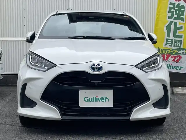トヨタ ヤリス ハイブリッド Z 愛知県 2020(令2)年 0.9万km スーパーホワイトⅡ ワンオーナー/純ディスプレイナビ/パノラマビューカメラ/前後ドライブレコーダー/トヨタセーフティセンス/レーダークルーズコントロール/パーキングアシスト/シートヒーター/純16インチAW/ETC/保証書　取説/スペアキー