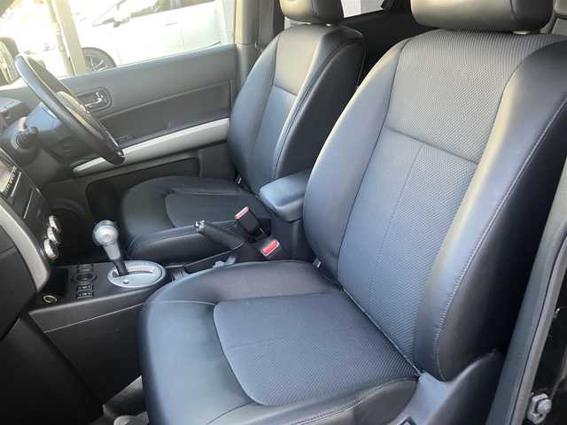 日産 エクストレイル 20X 岡山県 2012(平24)年 4.2万km ダイヤモンドブラック 純正メモリナビTV/DVDビデオ&CD/地デジ　フルセグ/Bluetoothオーディオ/バックカメラ/インテリキー/スペアキー有り/ビルトインETC/ドライブレコーダー/全席シートヒーター/オートライト/カプロンシート/保証書取説有り