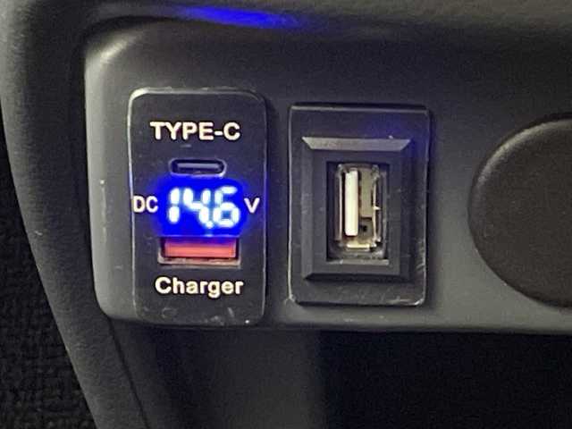 スズキ ハスラー A 岐阜県 2019(令1)年 4.3万km シフォンアイボリーM カロッツェリアナビ　/（CD/DVD/USB/ワンセグTV）/バックカメラ/デジタルインナーミラー　/スペアキー　/ＥＴＣ　/バックカメラ　/パワーウィンドウ　/パワーステアリング　/横滑り防止装置　/純正アルミホイール　/社外フロアマット