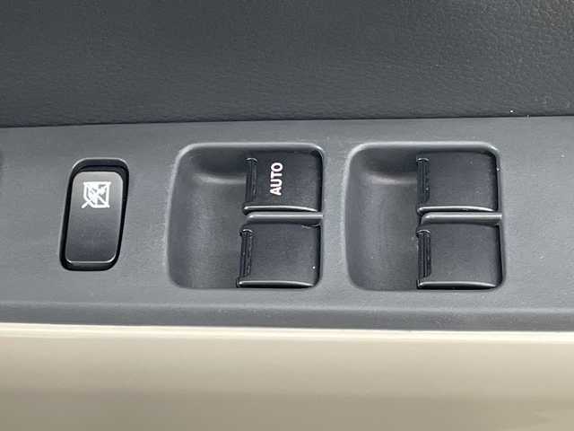 スズキ ハスラー A 岐阜県 2019(令1)年 4.3万km シフォンアイボリーM カロッツェリアナビ　/（CD/DVD/USB/ワンセグTV）/バックカメラ/デジタルインナーミラー　/スペアキー　/ＥＴＣ　/バックカメラ　/パワーウィンドウ　/パワーステアリング　/横滑り防止装置　/純正アルミホイール　/社外フロアマット