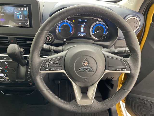 三菱 ｅＫクロス G プラスエディション 愛知県 2021(令3)年 3.7万km 黄 純正ディズプレイオーディオ　ナビ機能なし/全方位カメラ/シートヒーター/バックカメラ/コーナーセンサー/純正アルミホイール/オートライト/衝突軽減システム/ダウンヒルアシストコントロール/Bluetooth/ステアリングスイッチ/スマートキー/プッシュスタート