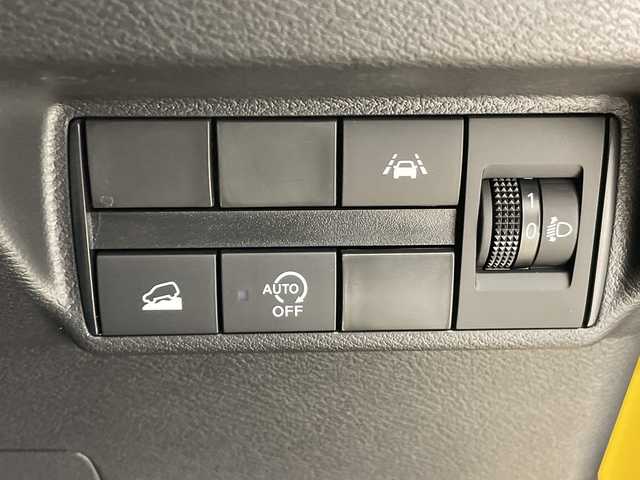 三菱 ｅＫクロス G プラスエディション 愛知県 2021(令3)年 3.7万km 黄 純正ディズプレイオーディオ　ナビ機能なし/全方位カメラ/シートヒーター/バックカメラ/コーナーセンサー/純正アルミホイール/オートライト/衝突軽減システム/ダウンヒルアシストコントロール/Bluetooth/ステアリングスイッチ/スマートキー/プッシュスタート