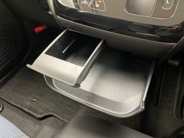 三菱 ｅＫクロス G プラスエディション 愛知県 2021(令3)年 3.7万km 黄 純正ディズプレイオーディオ　ナビ機能なし/全方位カメラ/シートヒーター/バックカメラ/コーナーセンサー/純正アルミホイール/オートライト/衝突軽減システム/ダウンヒルアシストコントロール/Bluetooth/ステアリングスイッチ/スマートキー/プッシュスタート