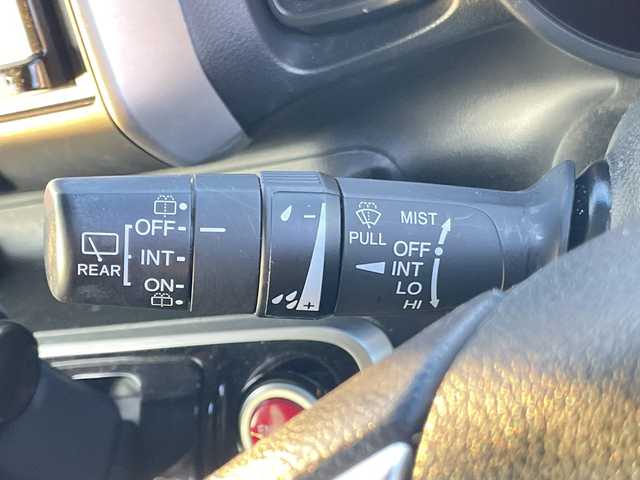 ホンダ Ｎ ＢＯＸ G SSパッケージ 山梨県 2017(平29)年 7.5万km クリスタルブラックパール 社外SDナビ/衝突軽減ブレーキ/ＣＤ/ＤＶＤ/ＢＴ/フルセグテレビ/バックカメラ/アイドリングストップ/プッシュスタート/両側パワースライドドア/ETC/純正HIDヘッドライト