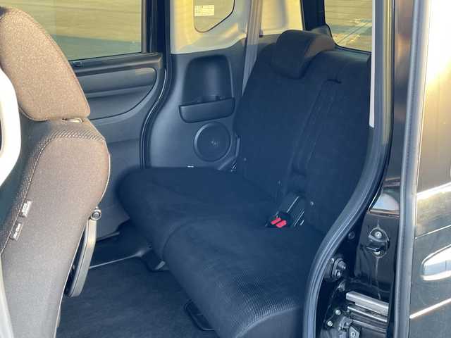 ホンダ Ｎ ＢＯＸ G SSパッケージ 山梨県 2017(平29)年 7.5万km クリスタルブラックパール 社外SDナビ/衝突軽減ブレーキ/ＣＤ/ＤＶＤ/ＢＴ/フルセグテレビ/バックカメラ/アイドリングストップ/プッシュスタート/両側パワースライドドア/ETC/純正HIDヘッドライト