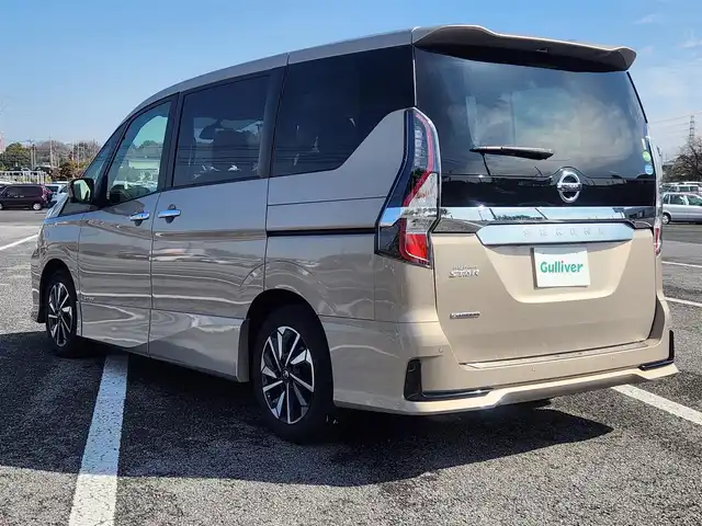 日産 セレナ ハイウェイスター V 群馬県 2020(令2)年 3.4万km カシミヤグレージュ ○純正ナビ/○フルセグTV/○バックカメラ/〇アラウンドビューモニター/〇フリップダウンモニター/〇パワースライドドア（両側）/○ビルトインETC/○ドライブレコーダー/○プロパイロット/○ハイビームアシスト/〇エマージェンシーブレーキ/〇セーフティパックB/○純正16インチアルミホイール/○LEDヘッドランプ/○オートライト/○フォグランプ/○革巻きステアリングホイール/〇足踏式パーキングブレーキ/〇オートブレーキホールド/○インテリジェントキー/〇禁煙車