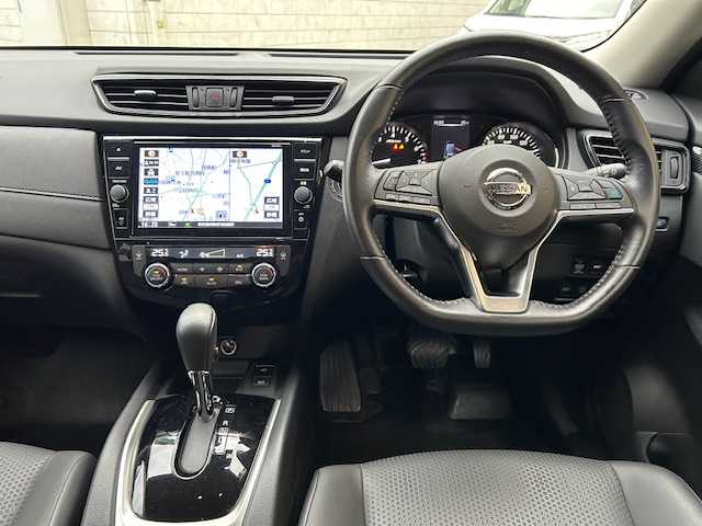 日産 エクストレイル 20Xi 東京都 2018(平30)年 1.8万km ダイヤモンドブラック プロパイロット/インテリジェントセーフティー/レーンキープアシスト/純正9インチナビ/フルセグTV/Bluetooth/Blu-ray再生/全方位＆バックカメラ/デジタルインナーミラー/ドラレコ/ルーフレール/スペアキー/純正フロアマット/取扱説明書/保証書
