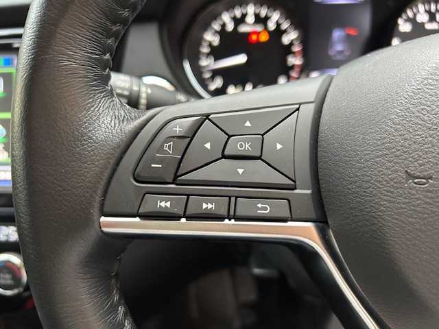 日産 エクストレイル 20Xi 東京都 2018(平30)年 1.8万km ダイヤモンドブラック プロパイロット/インテリジェントセーフティー/レーンキープアシスト/純正9インチナビ/フルセグTV/Bluetooth/Blu-ray再生/全方位＆バックカメラ/デジタルインナーミラー/ドラレコ/ルーフレール/スペアキー/純正フロアマット/取扱説明書/保証書