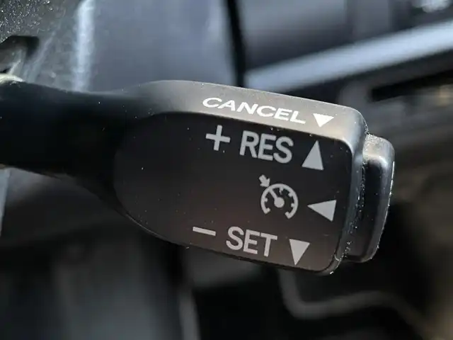 トヨタ ヴォクシー ZS 煌Ⅱ 福岡県 2019(令1)年 2.9万km ホワイトパールクリスタルシャイン トヨタセーフティセンス/PCS/LDA/クリアランスソナー/横滑り防止装置/アルパイン１１型ナビ/フルセグTV/CD/DVD/BT/SD/AM/FM/バックカメラ/両側パワースライドドア/クルーズコントロール/前後ドラレコ/オートハイビーム/ステアリングリモコン/純正１６アルミ/ＥＴＣ/ウォークスルー/スマートキー/プッシュスタート