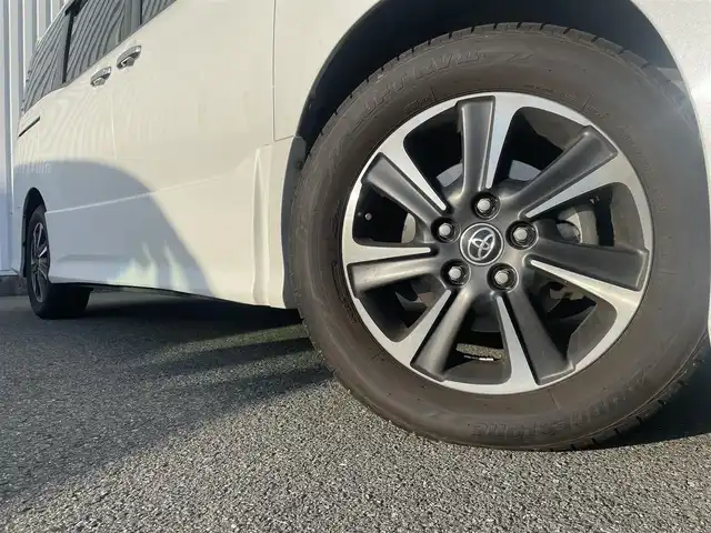 トヨタ ヴォクシー ZS 煌Ⅱ 福岡県 2019(令1)年 2.9万km ホワイトパールクリスタルシャイン トヨタセーフティセンス/PCS/LDA/クリアランスソナー/横滑り防止装置/アルパイン１１型ナビ/フルセグTV/CD/DVD/BT/SD/AM/FM/バックカメラ/両側パワースライドドア/クルーズコントロール/前後ドラレコ/オートハイビーム/ステアリングリモコン/純正１６アルミ/ＥＴＣ/ウォークスルー/スマートキー/プッシュスタート