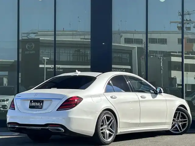 メルセデス・ベンツ Ｓ４００ AMGライン 石川県 2017(平29)年 3.8万km パール サンルーフ/純正ナビ/Burmesterプレミアムサウンド/フルセグTV/全方位カメラ/ETC/前後ドライブレコーダー/アダプティブクルーズコントロール/ヘッドアップディスプレイ/ブラインドスポットモニター/シートヒーター/エアシート/パワーシート/シートメモリー/アンチロック・ブレーキ・システム/衝突被害軽減システム/横滑り防止装置/前後コーナーセンサー/レーンキープアシスト/パーキングアシスト/盗難防止装置/純正アルミホイール/スマートキー