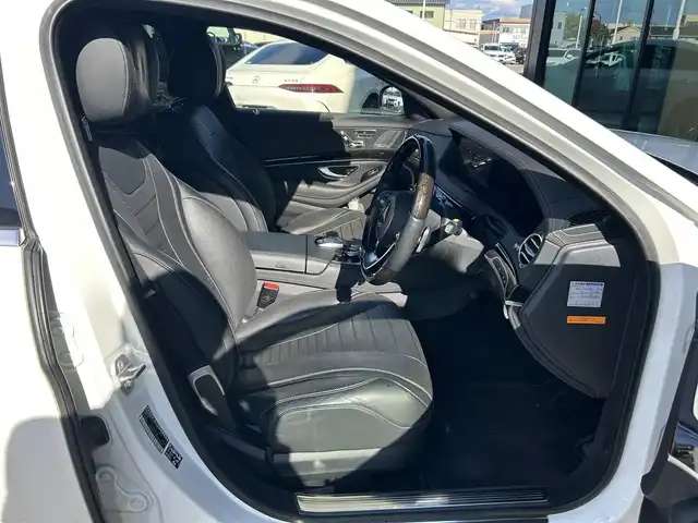 メルセデス・ベンツ Ｓ４００ AMGライン 石川県 2017(平29)年 3.8万km パール サンルーフ/純正ナビ/Burmesterプレミアムサウンド/フルセグTV/全方位カメラ/ETC/前後ドライブレコーダー/アダプティブクルーズコントロール/ヘッドアップディスプレイ/ブラインドスポットモニター/シートヒーター/エアシート/パワーシート/シートメモリー/アンチロック・ブレーキ・システム/衝突被害軽減システム/横滑り防止装置/前後コーナーセンサー/レーンキープアシスト/パーキングアシスト/盗難防止装置/純正アルミホイール/スマートキー