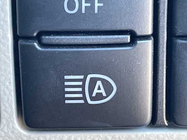 ダイハツ キャスト スタイル G SAⅢ 茨城県 2017(平29)年 4.5万km ファイアークォーツレッドM 社外ナビ/Bluetooth/フルセグTV/バックカメラ/ベンチシート/ドライブレコーダー/横滑り防止装置/オートライト/オートマチックハイビーム/LEDヘッドライト/フロアマット/純正15インチアルミホイール/スマートキー