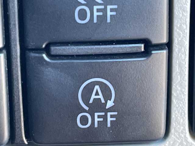 ダイハツ キャスト スタイル G SAⅢ 茨城県 2017(平29)年 4.5万km ファイアークォーツレッドM 社外ナビ/Bluetooth/フルセグTV/バックカメラ/ベンチシート/ドライブレコーダー/横滑り防止装置/オートライト/オートマチックハイビーム/LEDヘッドライト/フロアマット/純正15インチアルミホイール/スマートキー