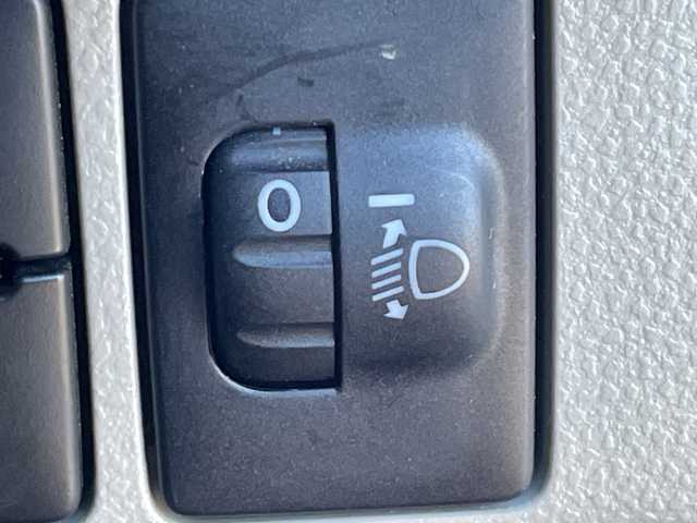 ダイハツ キャスト スタイル G SAⅢ 茨城県 2017(平29)年 4.5万km ファイアークォーツレッドM 社外ナビ/Bluetooth/フルセグTV/バックカメラ/ベンチシート/ドライブレコーダー/横滑り防止装置/オートライト/オートマチックハイビーム/LEDヘッドライト/フロアマット/純正15インチアルミホイール/スマートキー