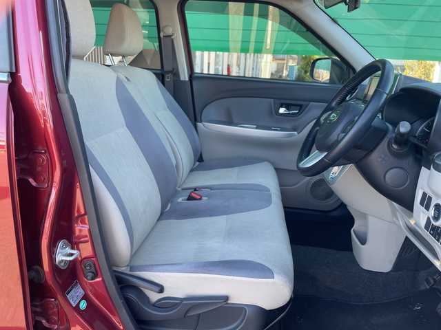 ダイハツ キャスト スタイル G SAⅢ 茨城県 2017(平29)年 4.5万km ファイアークォーツレッドM 社外ナビ/Bluetooth/フルセグTV/バックカメラ/ベンチシート/ドライブレコーダー/横滑り防止装置/オートライト/オートマチックハイビーム/LEDヘッドライト/フロアマット/純正15インチアルミホイール/スマートキー