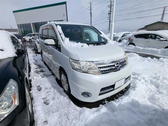 日産 セレナ