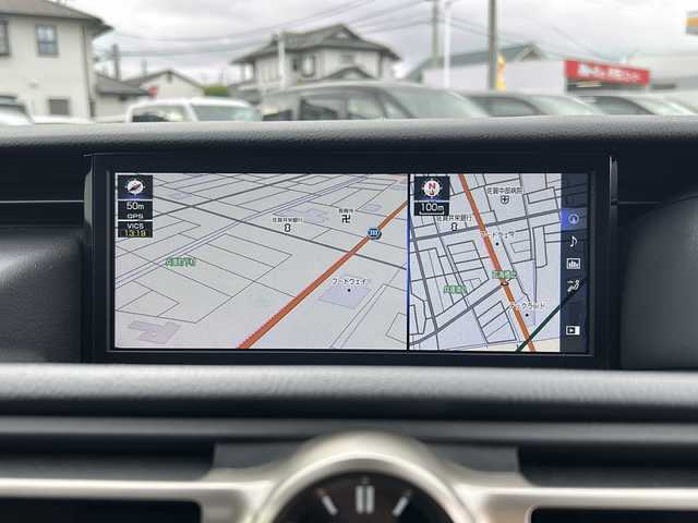 レクサス ＲＣ 300 Fスポーツ 佐賀県 2018(平30)年 7.1万km ホワイトノーヴァガラスフレーク エンジンスタートボタン/保証書/取扱説明書/記録簿/MTモード付AT/アイドリングストップ/スマートキー/スペアキー有/追従走行付クルーズコントロール/Bluetooth接続/CD/USB入力端子/ビルトインETC/バックカメラ/AUX/フルセグTV/純正ナビ/サンルーフ/電動リアゲート/純正フロアマット/前席パワーシート/前席シートヒーター/前席エアシート/ABS/横滑り防止装置/前後コーナーセンサー/LEDヘッドライト/メモリアルシート/パドルシフト/ステアリングヒーター/クリアランスソナー/PSSS/ステアリングスイッチ/革巻ステアリング