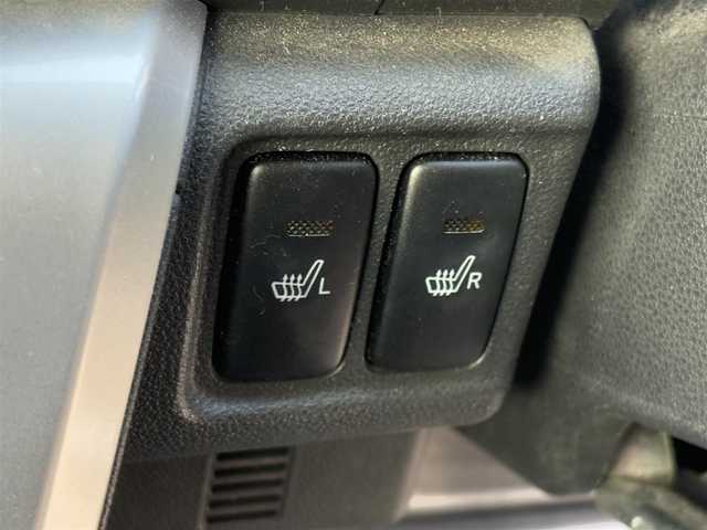 ダイハツ キャスト アクティバ X リミテッド SAⅢ 大分県 2019(令1)年 5.4万km ファイアークォーツレッドM ・ナビ(BT/CD/DVD/SD)/・バックカメラ/・フルセグテレビ/・スマートアシスト/・レーンキープアシスト/・ETC/・シートヒーター/・オートハイビーム/・リアセンサー/・スマートキー/・プッシュスタートボタン/・スペアキー