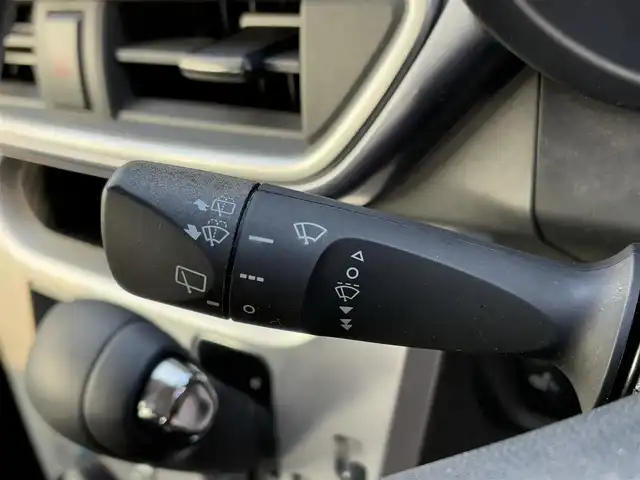 ダイハツ キャスト アクティバ X リミテッド SAⅢ 大分県 2019(令1)年 5.4万km ファイアークォーツレッドM ・ナビ(BT/CD/DVD/SD)/・バックカメラ/・フルセグテレビ/・スマートアシスト/・レーンキープアシスト/・ETC/・シートヒーター/・オートハイビーム/・リアセンサー/・スマートキー/・プッシュスタートボタン/・スペアキー