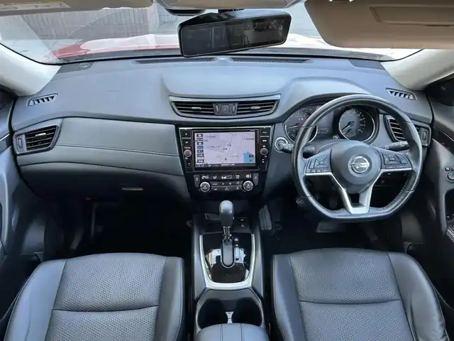 日産 エクストレイル 20Xi 静岡県 2019(平31)年 2.4万km ガーネットレッド 特別仕様車/エマージェンシーブレーキ/純正９型ＳＤナビ/全周囲/フルセグＴＶ/ＤＶＤ再生/ＢｌｕＲａｙ/ドラレコ/ＥＴＣ/デジタルミラー/電子パーキング/電動リアゲート/カプロンシート/純正１８ＡＷ