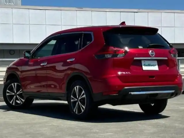 日産 エクストレイル 20Xi 静岡県 2019(平31)年 2.4万km ガーネットレッド 特別仕様車/エマージェンシーブレーキ/純正９型ＳＤナビ/全周囲/フルセグＴＶ/ＤＶＤ再生/ＢｌｕＲａｙ/ドラレコ/ＥＴＣ/デジタルミラー/電子パーキング/電動リアゲート/カプロンシート/純正１８ＡＷ