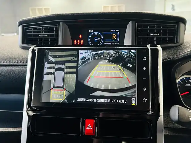 トヨタ ルーミー カスタムG 千葉県 2023(令5)年 0.8万km ファイアークォーツレッドM 登録時７８０２km/車検　令和８年２月１３日迄/ワンオーナー/純正９インチディスプレイオーディオ/・フルセグTV/・Bluetoothオーディオ/・CarPlay/・AndroidAuto/パノラマモニター/純正前後ドライブレコーダー/ビルトインETC/両側パワースライドドア/スマートアシスト/前席シートヒーター/電動パーキング、オートホールド/レーダークルーズコントロール/パーキングセンサー/純正フロアマット、ドアバイザー/純正１４インチアルミホイール/LEDヘッドライト、LEDフォグライト/ロールシェード付きスライドドア/取扱説明書/オーディオ取扱説明書/保証書/スペアスマートキー