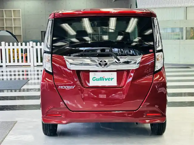 トヨタ ルーミー カスタムG 千葉県 2023(令5)年 0.8万km ファイアークォーツレッドM 登録時７８０２km/車検　令和８年２月１３日迄/ワンオーナー/純正９インチディスプレイオーディオ/・フルセグTV/・Bluetoothオーディオ/・CarPlay/・AndroidAuto/パノラマモニター/純正前後ドライブレコーダー/ビルトインETC/両側パワースライドドア/スマートアシスト/前席シートヒーター/電動パーキング、オートホールド/レーダークルーズコントロール/パーキングセンサー/純正フロアマット、ドアバイザー/純正１４インチアルミホイール/LEDヘッドライト、LEDフォグライト/ロールシェード付きスライドドア/取扱説明書/オーディオ取扱説明書/保証書/スペアスマートキー