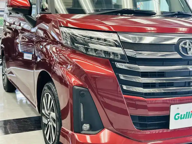 トヨタ ルーミー カスタムG 千葉県 2023(令5)年 0.8万km ファイアークォーツレッドM 登録時７８０２km/車検　令和８年２月１３日迄/ワンオーナー/純正９インチディスプレイオーディオ/・フルセグTV/・Bluetoothオーディオ/・CarPlay/・AndroidAuto/パノラマモニター/純正前後ドライブレコーダー/ビルトインETC/両側パワースライドドア/スマートアシスト/前席シートヒーター/電動パーキング、オートホールド/レーダークルーズコントロール/パーキングセンサー/純正フロアマット、ドアバイザー/純正１４インチアルミホイール/LEDヘッドライト、LEDフォグライト/ロールシェード付きスライドドア/取扱説明書/オーディオ取扱説明書/保証書/スペアスマートキー