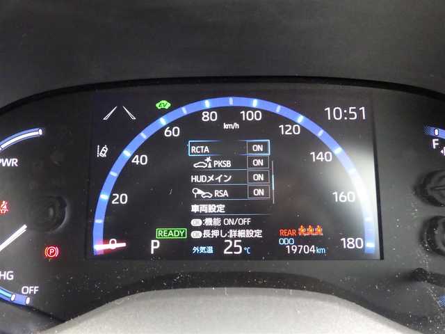 トヨタ ヤリスクロス ハイブリッド Z 千葉県 2021(令3)年 2万km ブラックマイカ/ホワイトパールクリスタルシャイン 2トーン 215/50R18/Toyota Safety Sense/・プリクラッシュセーフティ/・レーンディパーチャーアラート/・オートハイビーム/・レーダークルーズコントロール/・ブラインドスポットモニター/・RCTA（リヤクロストラフィックアラート）/パーキングアシスト/パワーバックドア/運転席パワーシート/ハーフレザーシート/前席シートヒーター/純正コネクティッドナビ/【Bluetooth接続】/パノラミックビューモニター/ドライブレコーダー（前後撮影）【DC-DR652】/革巻きステアリング/ステアリングスイッチ/ETC/LEDヘッドライト/ウインカーミラー/クリアランスソナー/純正18インチアルミホイル/サイド/カーテンエアバッグ/スマートキー