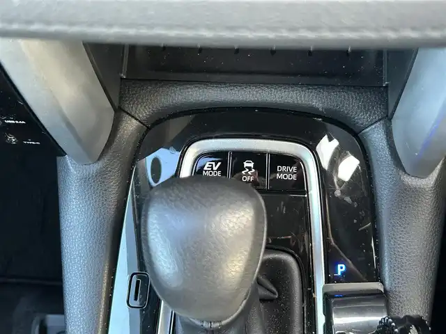 トヨタ カローラ クロス ハイブリッド Z 栃木県 2024(令6)年 0.6万km マッシブグレー ワンオーナー/トヨタセーフティセンス/モデリスタエアロ/デジタルインナーミラー/純正ナビ/フルセグTV/Bluetooth/USB/パノラミックビューモニター/ビルトインETC/D席パワーシート/前席シートヒーター/ハンズフリーパワーバックドア/レーダークルーズコントロール/ブラインドスポットモニター/プッシュスタート/ステアリングリモコン/LEDオートライト/LEDフォグランプ/純正18インチAW/アイドリングストップ/横滑り防止装置/電動格納ミラー/ドアバイザー/保証書/取説