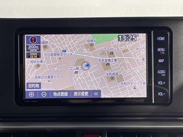 トヨタ ライズ G 神奈川県 2020(令2)年 2.2万km ブラックマイカメタリック 純正7型SDナビ/(フルセグTV/CD再生/DVD再生/AM/FM/SDREC/Bluetooth接続/USB接続/HDMI接続)/バックモニター/スマートキー/先行車発進お知らせ機能/車線逸脱警報機能/衝突被害軽減ブレーキ/ステアリングアシスト/標識認識機能/ビルトインETC/ステアリングスイッチ/フルオートエアコン/スマートキー/プッシュスタート/サイドエアバック/カーテンエアバック/純正LEDヘッドライト/純正LEDフォグランプ/前後クリアランスソナー/純正16インチアルミホイール/純正リアスポイラー