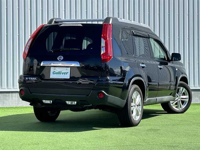 日産 エクストレイル 25Xtt 香川県 2013(平25)年 9.2万km ダイヤモンドブラック ワンオーナー　/ハイパールーフレール　/純正ＳＤナビ　/【CD/DVD/SD/Bluetooth】/地デジ対応TV/アルカンターラシート　/全席シートヒーター　/革巻きステアリング　/ＨＩＤヘッドライト　/フォグランプ/オートライト機能　/ＯＰ荷室ＢＯＸ×２　/ビルトインＥＴＣ/ドライブレコーダー/SD有り/純正フロアマット/バイザー