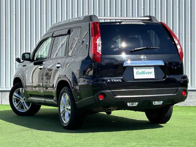 日産 エクストレイル 25Xtt 香川県 2013(平25)年 9.2万km ダイヤモンドブラック ワンオーナー　/ハイパールーフレール　/純正ＳＤナビ　/【CD/DVD/SD/Bluetooth】/地デジ対応TV/アルカンターラシート　/全席シートヒーター　/革巻きステアリング　/ＨＩＤヘッドライト　/フォグランプ/オートライト機能　/ＯＰ荷室ＢＯＸ×２　/ビルトインＥＴＣ/ドライブレコーダー/SD有り/純正フロアマット/バイザー