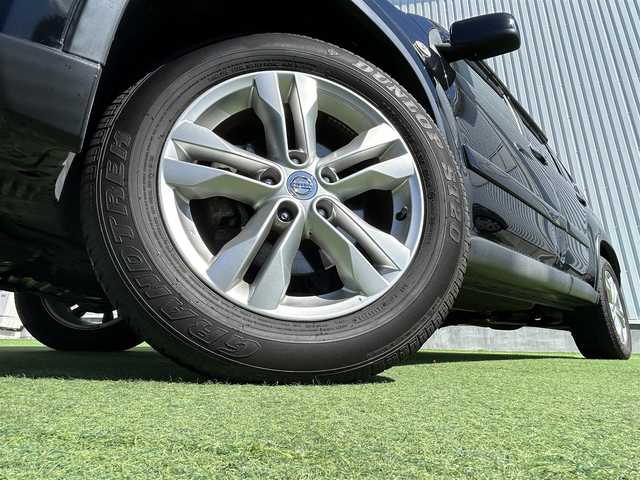 日産 エクストレイル 25Xtt 香川県 2013(平25)年 9.2万km ダイヤモンドブラック ワンオーナー　/ハイパールーフレール　/純正ＳＤナビ　/【CD/DVD/SD/Bluetooth】/地デジ対応TV/アルカンターラシート　/全席シートヒーター　/革巻きステアリング　/ＨＩＤヘッドライト　/フォグランプ/オートライト機能　/ＯＰ荷室ＢＯＸ×２　/ビルトインＥＴＣ/ドライブレコーダー/SD有り/純正フロアマット/バイザー