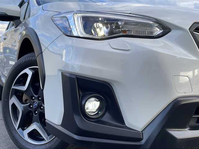 スバル ＸＶ ハイブリッド 2．0e－S アイサイト 道北・旭川 2020(令2)年 2.2万km クリスタルホワイトP ・４ＷＤ/・禁煙車/・純正ナビ/　ＣＤ/ＤＶＤ/ＳＤ/フルセグ/・バックカメラ、サイドカメラ////アイサイトVer3////　レーダークルーズコントロール/　リヤビークルディテクション/　先行者発進お知らせ/　レーンキープアシスト/　衝突軽減ブレーキ/　誤発進抑制/・純正１８インチアルミ/・パドルシフト/・ステアリングリモコン/・ハーフレザーシート/・前席パワーシート/・ＬＥＤヘッドライト/・ステアリングヘッドランプ/・オートライト/・オートビークルホールド/・ドライブレコーダー/・新車時保証書、取説/・スペアキー×１/・ＥＴＣ