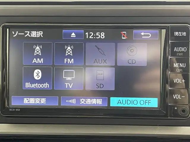 トヨタ パッソ X Lパッケージ 道央・札幌 2023(令5)年 2.3万km パールホワイトⅢ ・ワンオーナー/・寒冷地仕様/・４WD/・純正SDナビ（NSCN-W68）/　CD/DVD/BT/AUX/ワンセグTV/・バックカメラ/・純正エンジンスターター/・ドライブレコーダー前後（ZDR-045）/・ビルトインETC/・プリクラッシュセーフティ/・クリアランスソナー/・アイドリングストップ/・横滑り防止装置/・オートマチックハイビーム/・オートライト/・LEDヘッドライト/・LEDフォグランプ/・D席シートヒーター/・ハヤシレーシング１４インチAW（夏）/・積込ホイールキャップ付スチールW/　（冬 165/65R14 残7mm）/・ドアバイザー/・電動格納ミラー/・純正フロアマット/・プッシュスタート/・スマートキー/・取扱説明書/・保証書